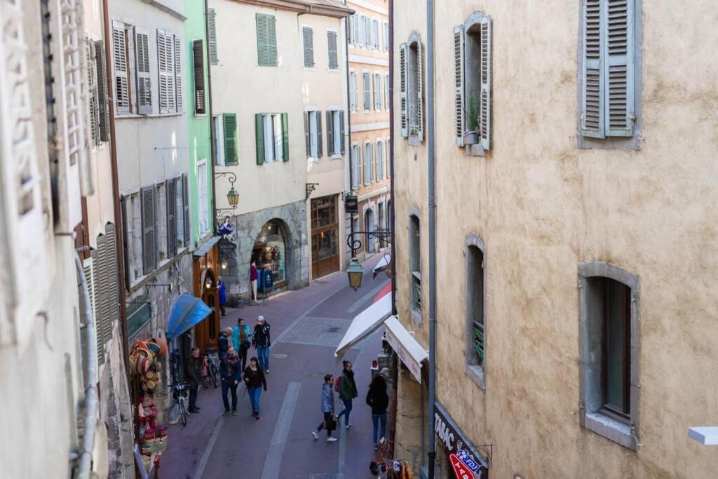 Le Rousseau Lägenhet Annecy Exteriör bild